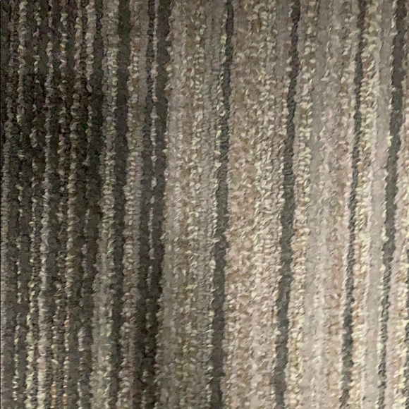 Meet your Posher, Melissa - Picture 1 of 1